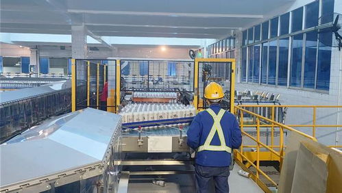 荊門金龍泉為楚超加油 東寶網絡媒體行深度探訪啤酒文化